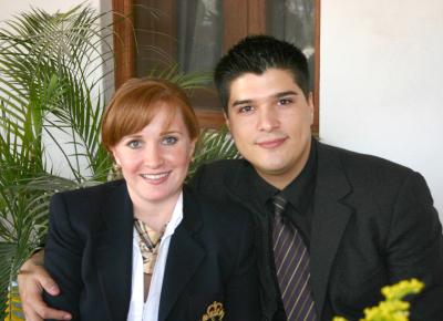 pa_30012006 
Brenda Noyola y David González.