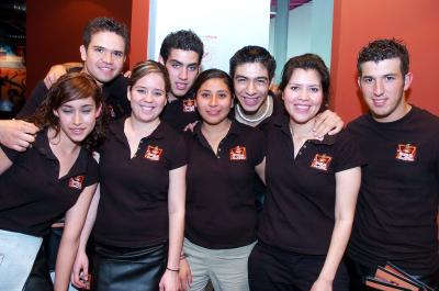 gr_04022006 
Milton Loera, Cynthia Martínez, Karina Molina, Ana Laura  Zamora, Perla Castañeda, Jorge Martínez, Eduardo Bolívar , Fernando Quiroga y Miguel Rodríguez.