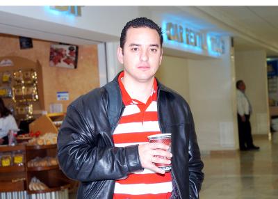 vi_05022006 
 Rodolfo Galindo viajó a la Ciudad de México.