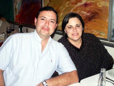 pa_05022006 
Francisco Momcholi y Cecilia de Moncholi