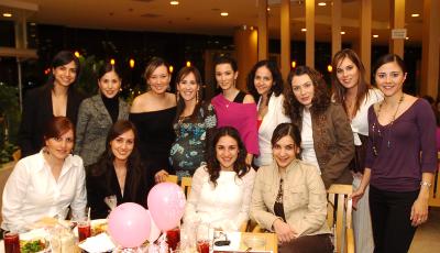 gr_07022006 
Cecy, Gaby, Jaqueline, Mónica, Aurora, Fabiola, Mague, Cecy, Bety, Lily, Claudia, Paola y Lore.