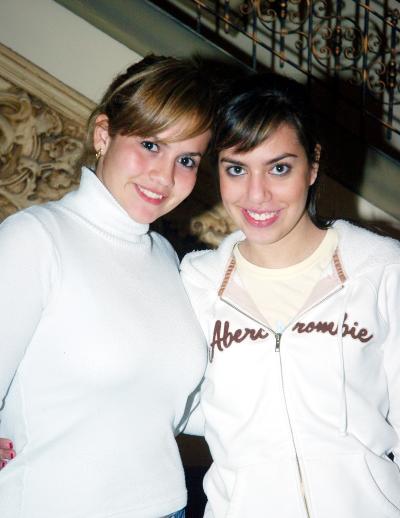ch_11022006 
Luisa Pérez y Mariana Murgía
