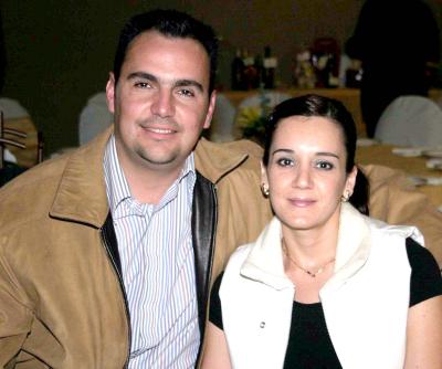 pa_11022006 
Ricardo San Miguel González y Marcela Garza Rodríguez.