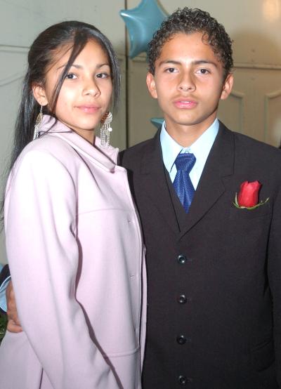 pa_12022006
Génesis Verónica Flores Lupercio y José Manuel Arzate Adame.