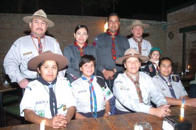 gr_12022006 
Alberto, Mariana, Carlos, Antonio, Claudia, Abril, Ángeles, Betsabé y Ábigail.