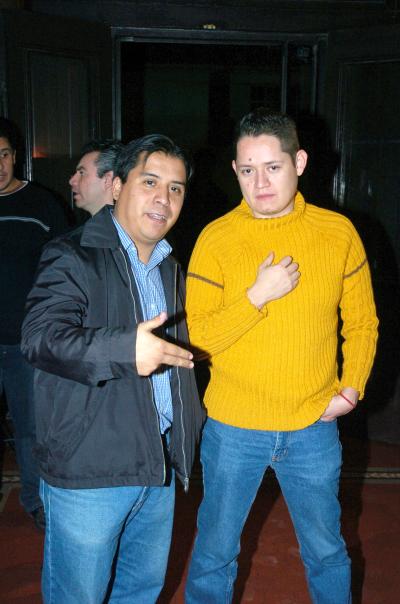 ch_12022006 
Miguel Canseco y Carlos Reyes.