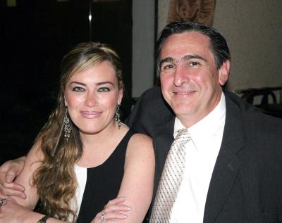 pa_14022006 
Martha Correa y Tomás Obeso