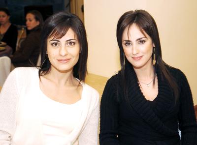 va_16022006
 Isabel Máynez y Nancy Perella.