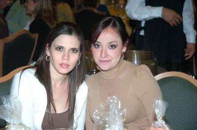 ch_17022006 
Alina Murra y María Rosa Zermeño.