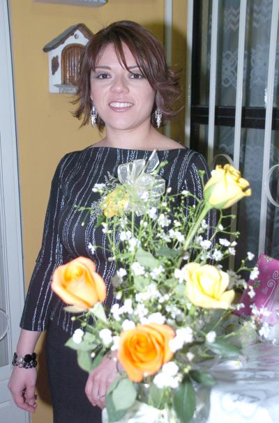 de_17022006 
Vanessa  Amador Montoya contraerá nupcias.