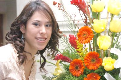 de_18022006 
Miriam Cuéllar Flores el día de su despedida de soltera.