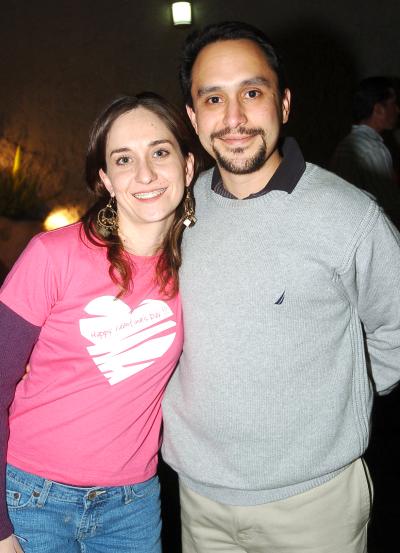 pa_17022006 
Susy Castl  y Esteban Ramos.