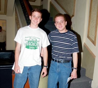 ch_19022006 
Ethan y Jonathan Eager.