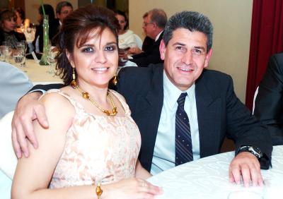 pa_20022006
 Conchis Fernández de Reyes y Gustavo Reyes