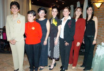 gr_19022006 
Guadalupe Galindo Muñoz fue despedida de su vida de soltera con un a fiesta pre nupcial.jpg