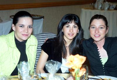va_19022006 
Paulina canedo, Paola Garza, y Yazmín Gutiérrez en reciente acontecimiento.jpg