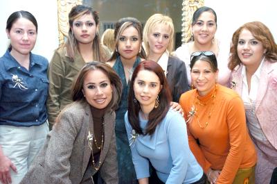 gr_26022006 
Con una estupenda fiesta de despedida de soltera Yasmín Margarita Moreno  Robles fue depedida de su vida de soltera.