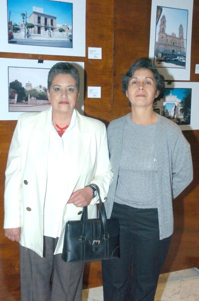 va_26022006 
Beatriz Becerril y Magdalena Ibarra.