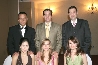 va_26022006
José Luis y Alejandra García, Humberto y Rocío Mexsen y Coque y Cecilia Sada