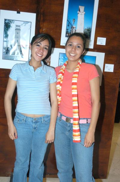 va_26022006
Lorena y Daniela Ibarra.