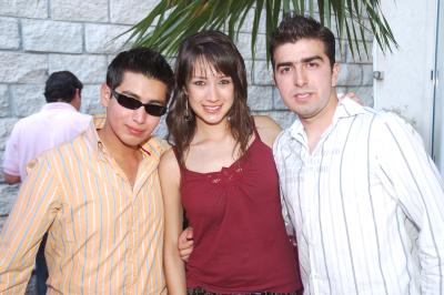 chi_26022006 
 Carlos Zavala, Sara Escalante y Javier Ramírez.
