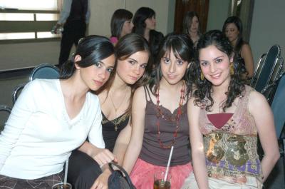 chi_26022006 
 Eri Hernández, Christiane Reed, Ale Fernández y Marisol Papadópulos.