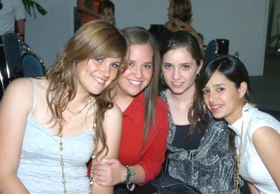 chi_26022006 
 Karen Von Bertrab, Susy Aguirre, Mariel del Bosque y Luzma Arriaga.