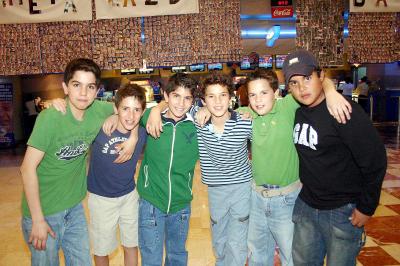 gr_01032006 
Juan Negrete, Fernando Royo, Luis García, Ricardo Murra, Raúl González y Diego Monroy.