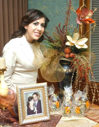 de_02032006 
Liliana Montellano Villarreal en su despedida de soltera.