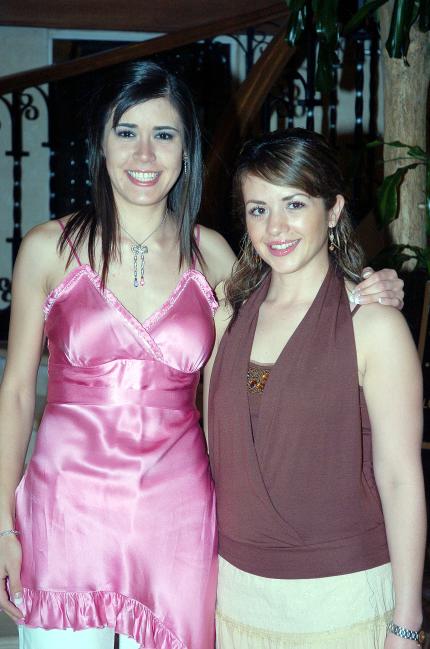 ch_05032006 
Martha Piña y Silvia Plata.