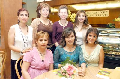 gr_09032006 
Sandra Serraf de Frías, Adriana Murra de Dávila, Mayela Guerrero de Sánchez, Pily Orozco de Serna, Laura Flores de Stens, Laura Hernández de Sesma y Rosy Wong.