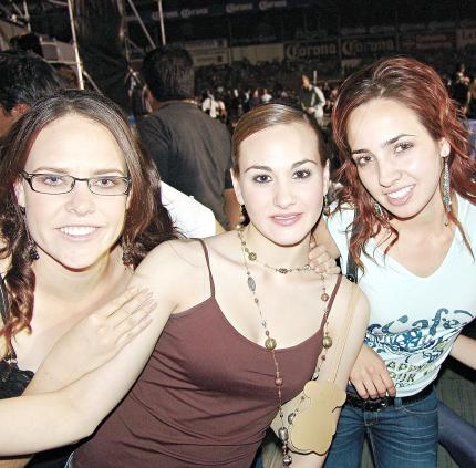 ch_10032006 
Marijose Jiménez, María Fernanda Borbolla y Regina Ibargüengoitia.