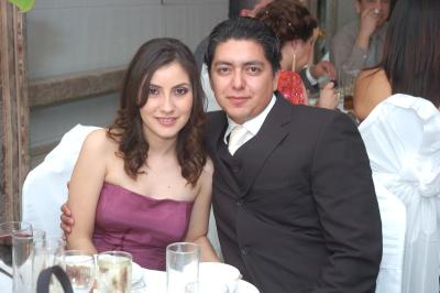 pa_12032006 
Nadia Nava y Gerardo García.