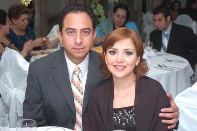 pa_12032006 
Víctor y Alejandra Mendoza.