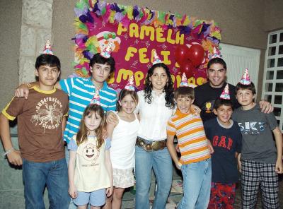 gr_18032006 
 Ricky, Michel, Jacob, Brahim, Camila, Franco y Pamela