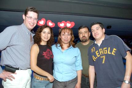 ch_18032006 
 Carlos Huereca, Cecilia Valenzuela, Magda Garza, Rigo Vargas y Noé Villanueva