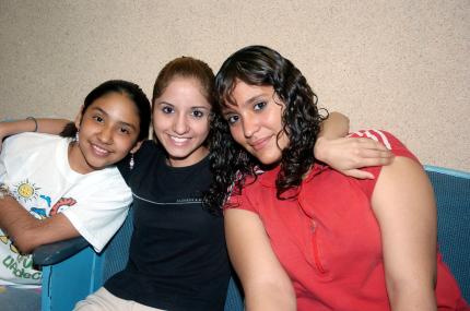 ch_19032006 D-Claudia Castruita, Diana Saucedo y Mónica Jiménez.