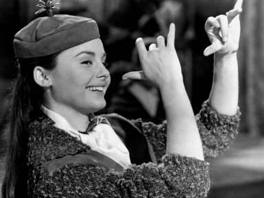 Los artistas y la prensa expresaron su pesar por la muerte de la actriz y cantante española Rocío Dúrcal y dijeron que ella era 'una mexicana más y gran promotora de la música ranchera en el resto del mundo'.