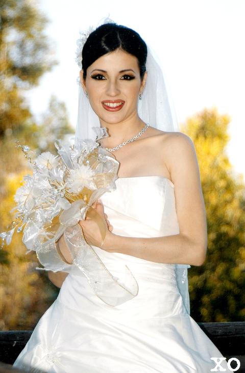 Srita. Vanessa del Rocío Carlos Mena el día de su enlace nupcial con el Sr. Jorge Alberto Contreras Rosales.


Fotografía:  XO