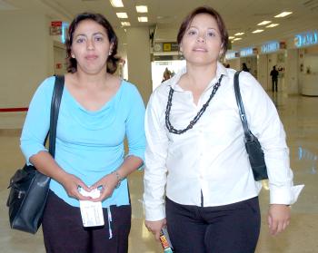 vi_04042006 
Yeramin  y Minerva Estrada viajaron a México, DF