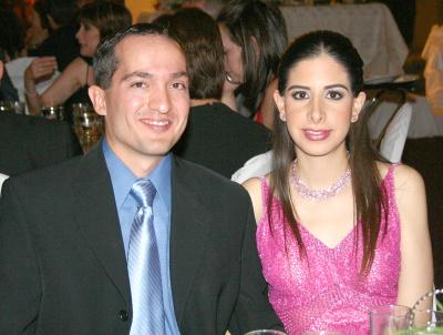 pa_05042006 
Celso Reyes y Vanessa Blanco de Reyes.