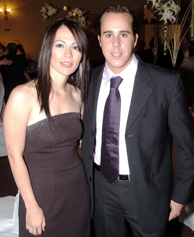pa_06042006 
Brenda Ramírez y Miguel Soler.