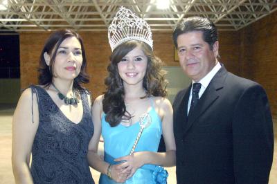 va_07042006 
 Gilda con sus papás gilda de Franco y José Carlos Franco Robles
