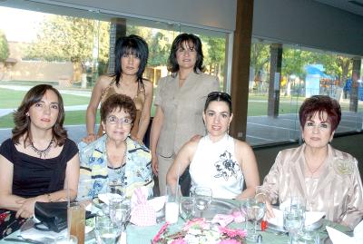 va_09042006 Yoli de Huereca, Patricia de González, esthela de Gallardo, Trinidad de González, Lorena de González y Yolanda de González .