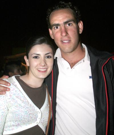 pa_09042006
Mariana y Lalo