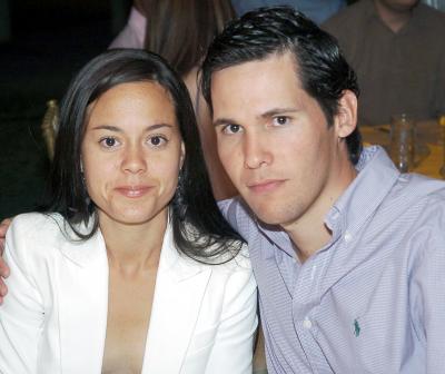 pa_09042006 
Ana y Javier Reyes.