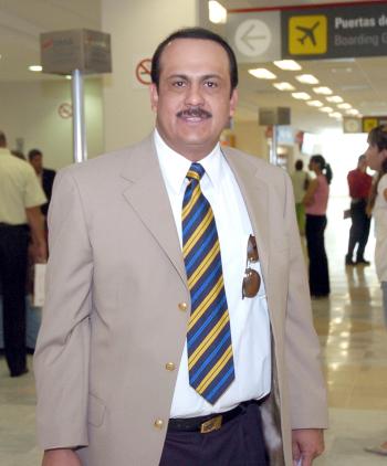 vi_09042006
Leopoldo Jiménez viajó a México.