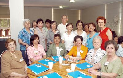 gr_11042006 
Reunión de zona de la Asociacion Mexicana para la Superacion Integral de la Familia  (AMSIF)