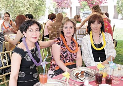 13042006  

Vanessa de Allegre, Maru de Chávez y Gela Valdez