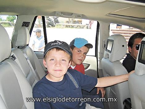 Eduardo y Sebastian Sayabedra.JPG